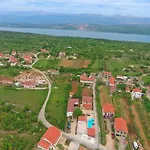 Ferienhaus Luka Pridraga
